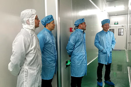 热烈欢迎孙小卫教授、孙海定教授、王恺副教授一行到访深紫科技考察交流