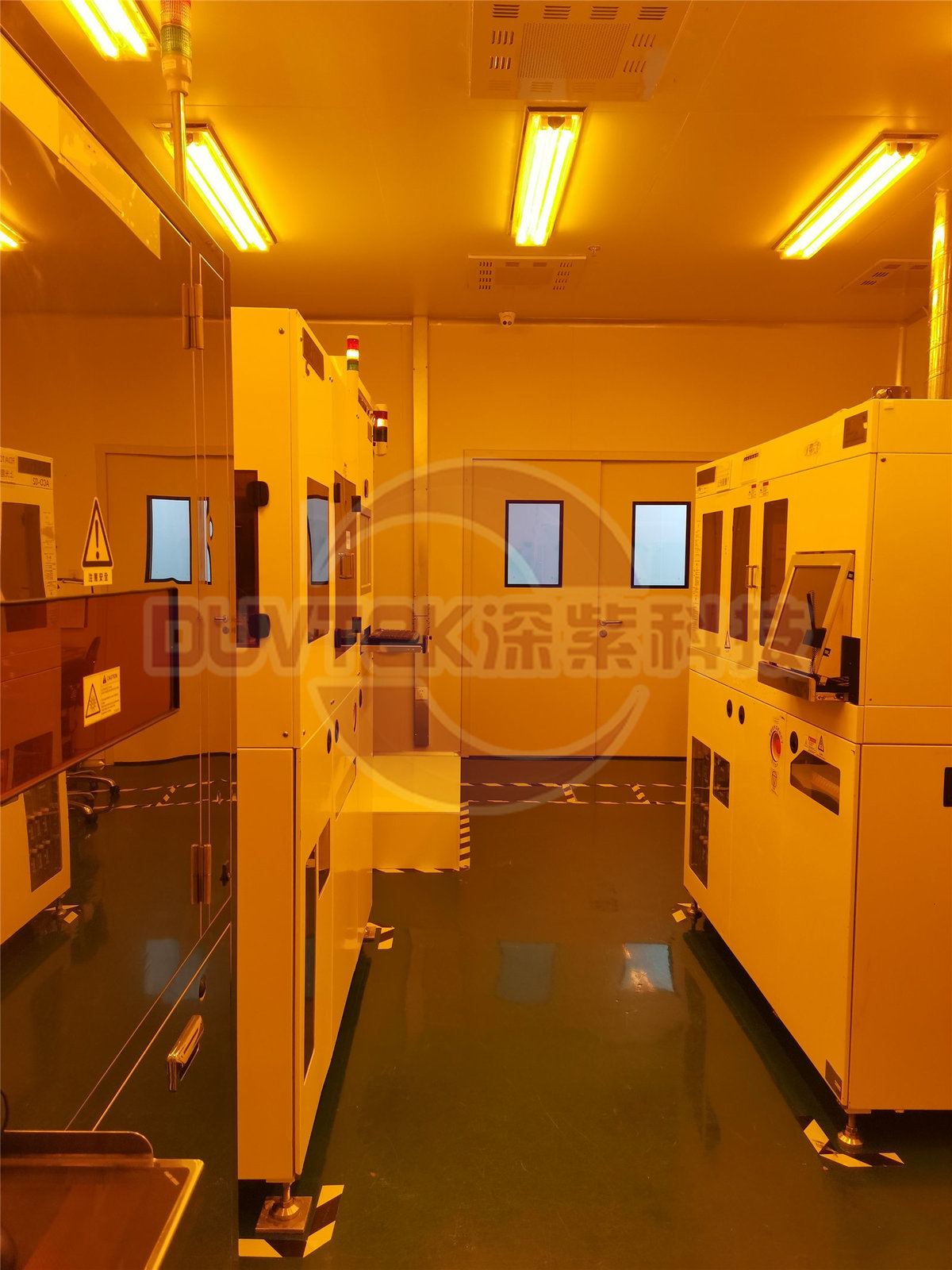 Cleanroom (lithography)
